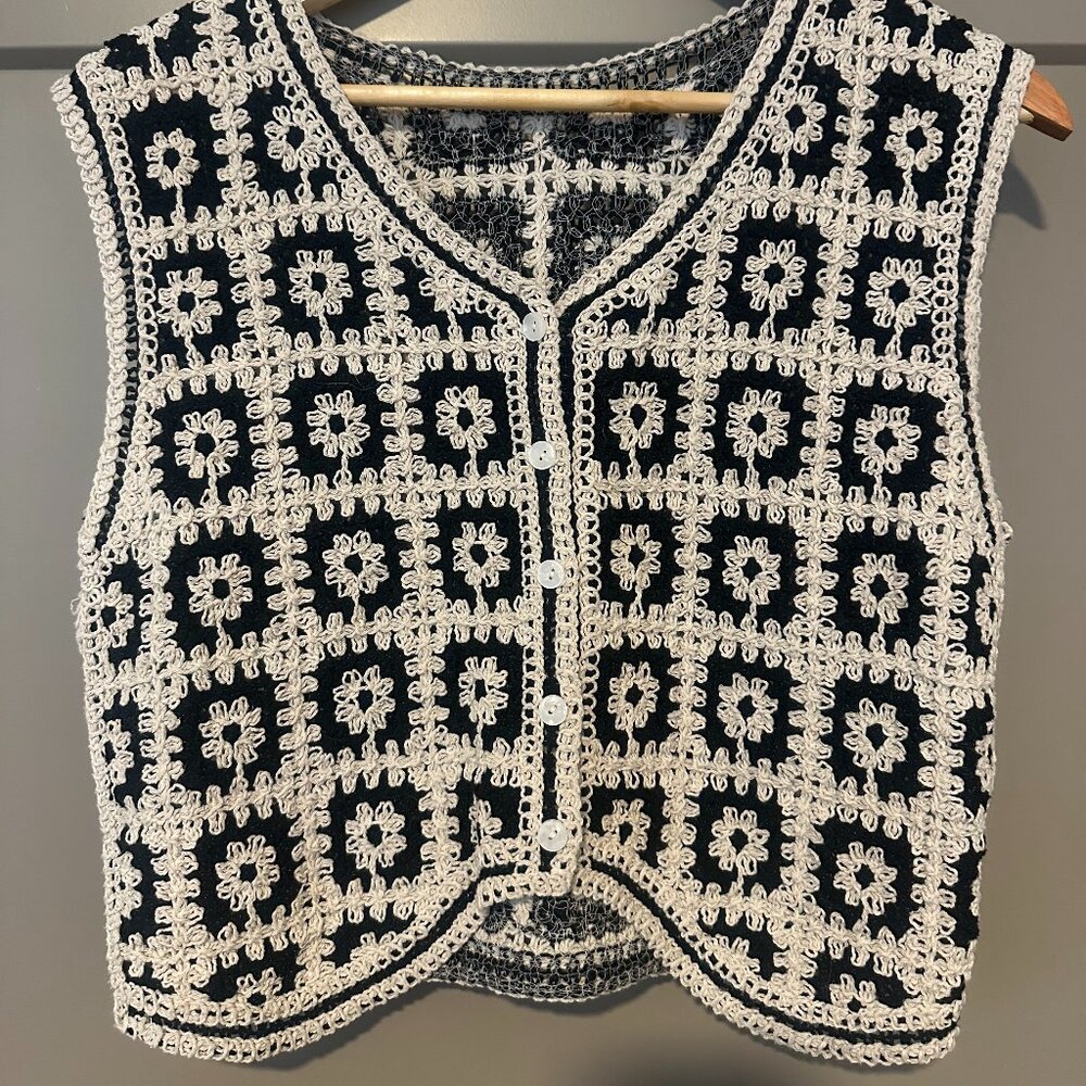 Knit Floral Vest